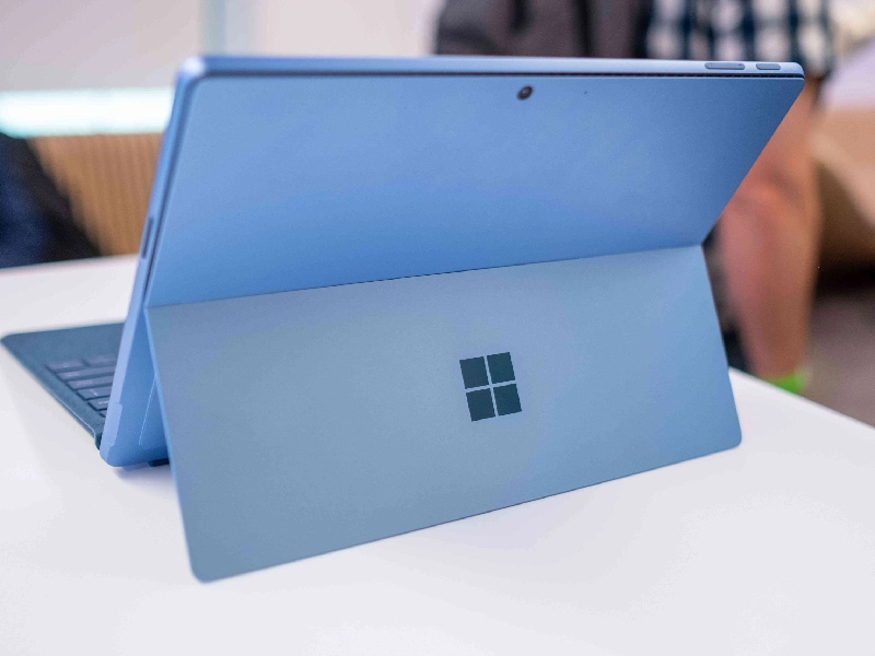 لپ‌تاپ Microsoft Surface Pro 9